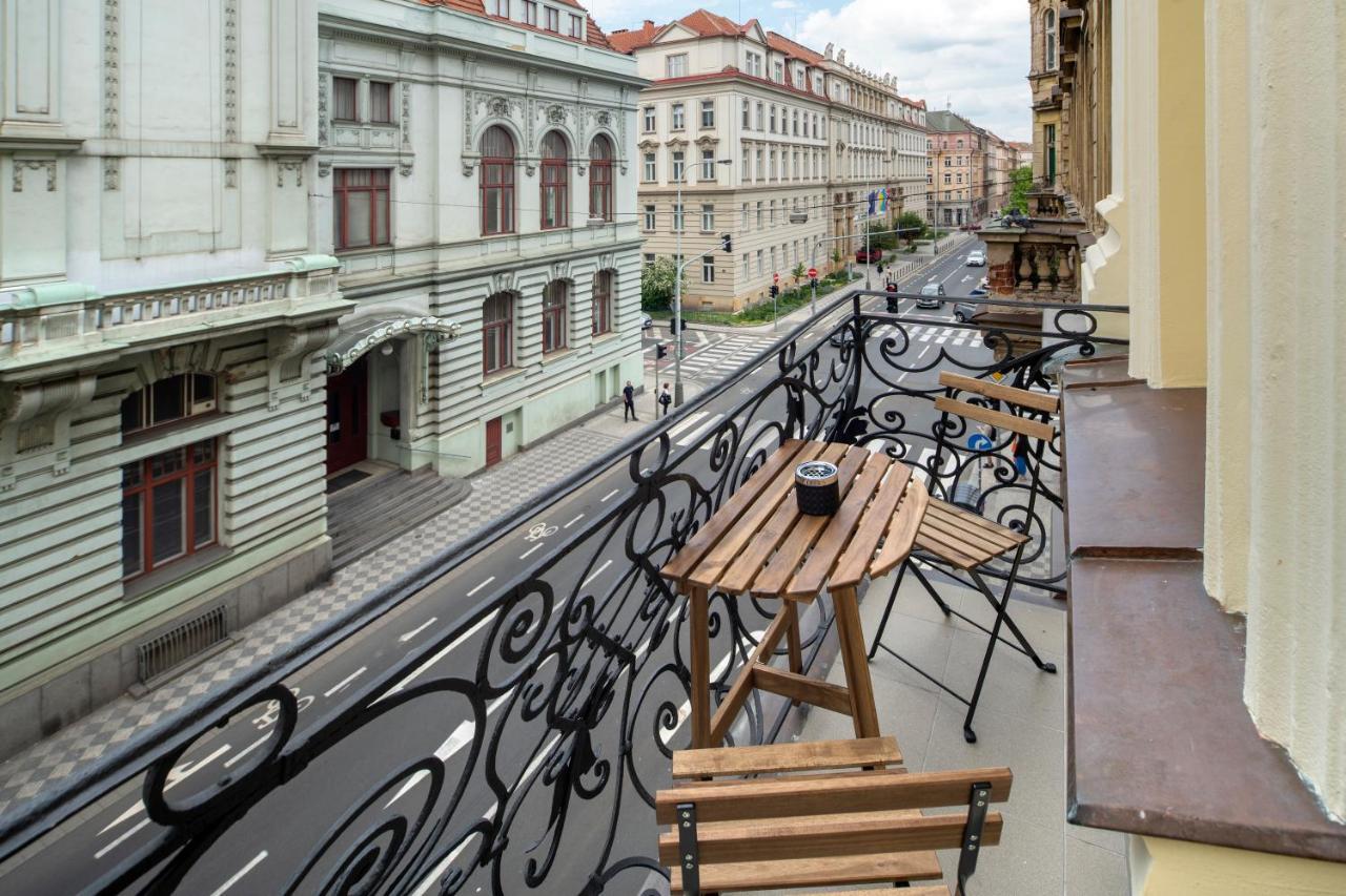 Apart Hotel Zborovska ปราก ภายนอก รูปภาพ