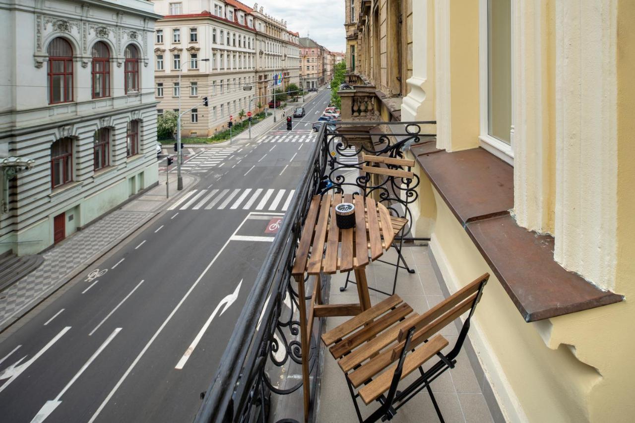 Apart Hotel Zborovska ปราก ภายนอก รูปภาพ
