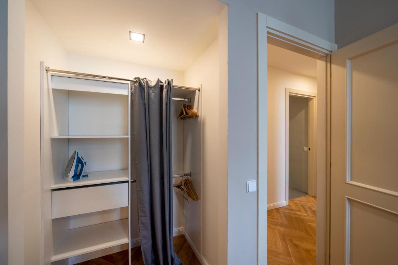 Apart Hotel Zborovska ปราก ภายนอก รูปภาพ