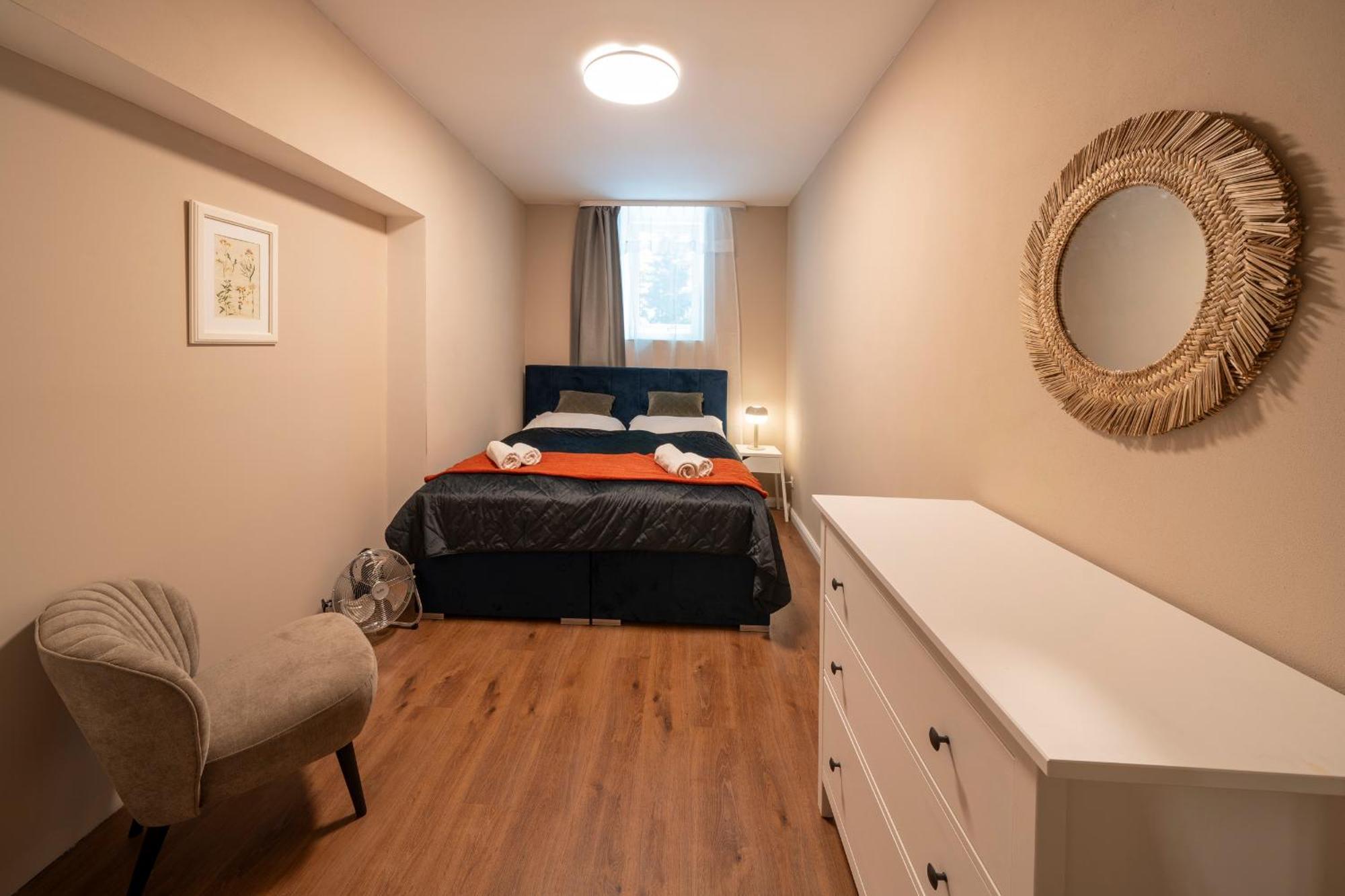 Apart Hotel Zborovska ปราก ภายนอก รูปภาพ