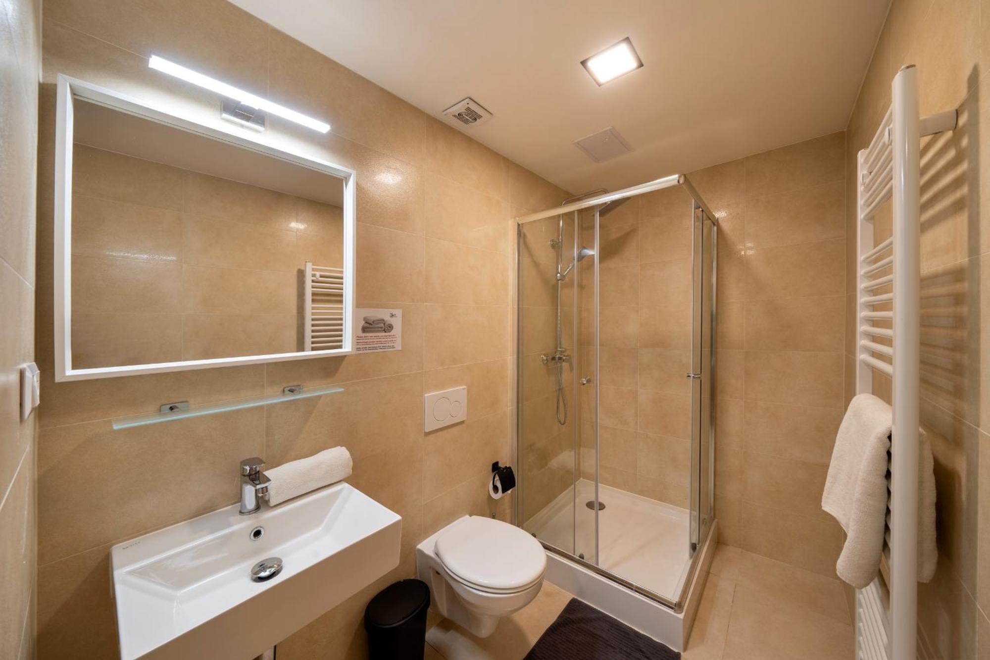 Apart Hotel Zborovska ปราก ภายนอก รูปภาพ
