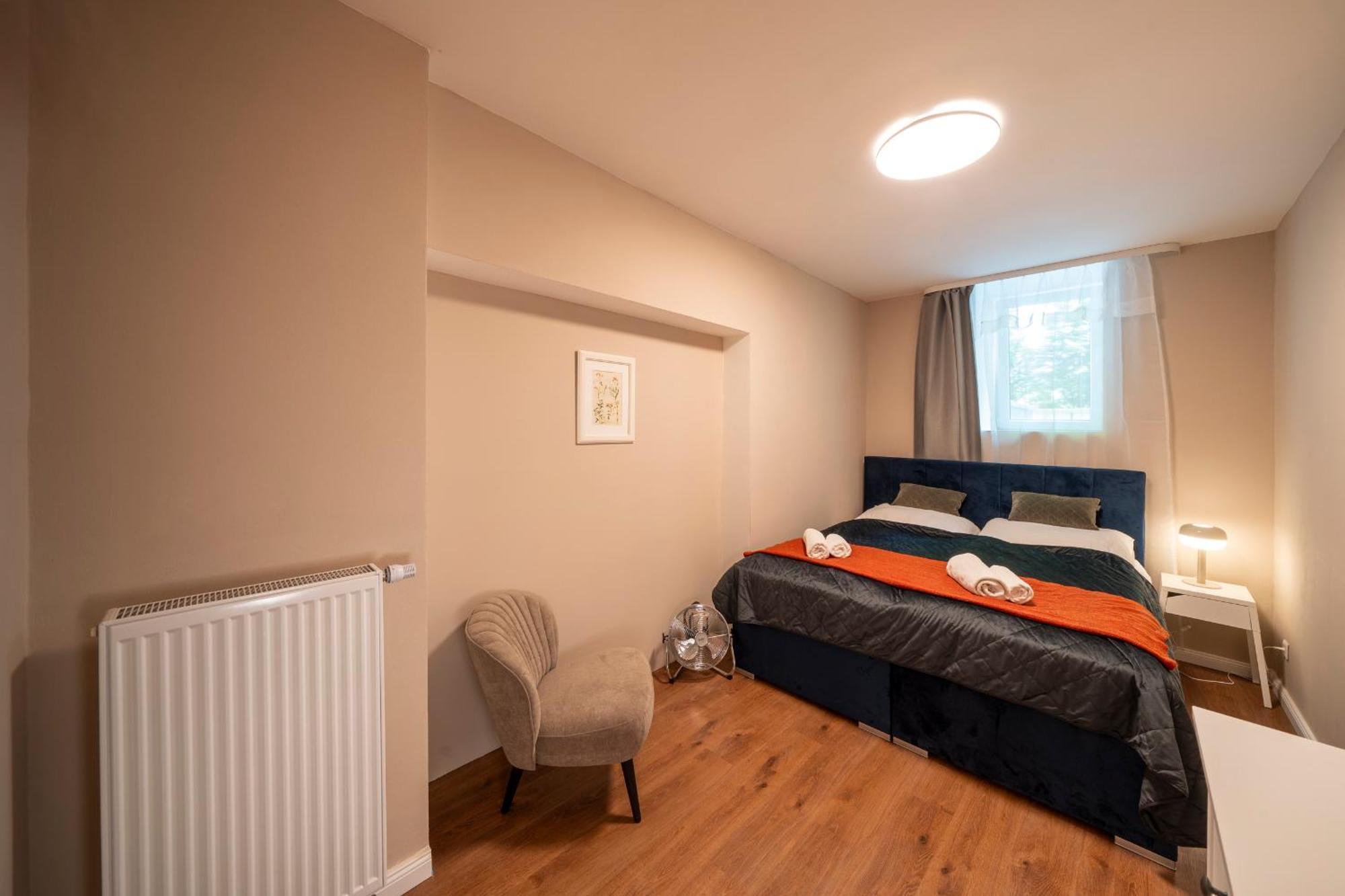 Apart Hotel Zborovska ปราก ภายนอก รูปภาพ